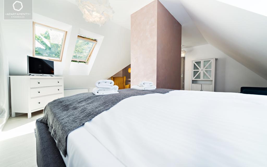 Wonder Home - Apartamenty Lesny Dom Z Balkonami, Niedaleko Centrum, W Cichej Okolicy كارباش المظهر الخارجي الصورة
