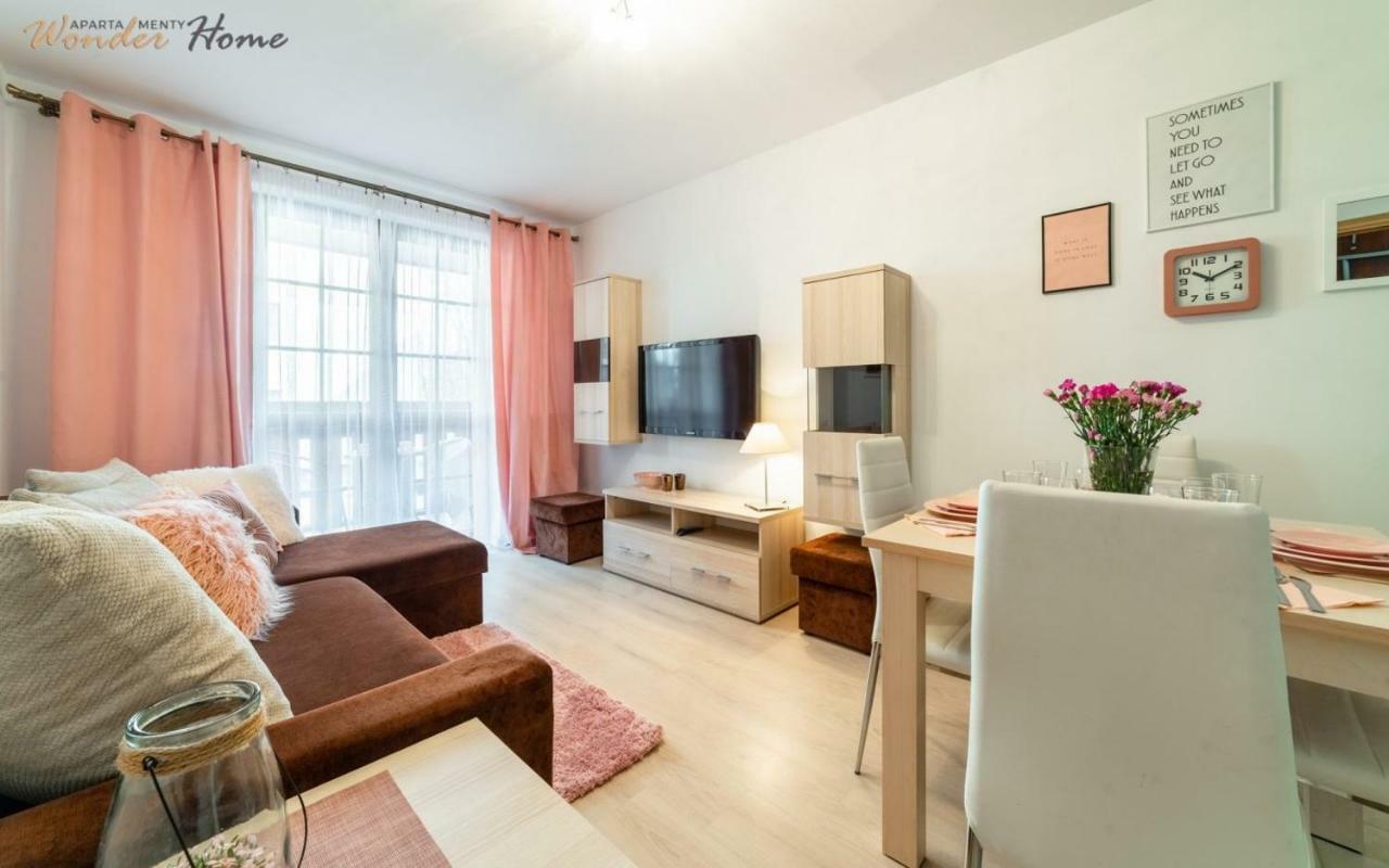 Wonder Home - Apartamenty Lesny Dom Z Balkonami, Niedaleko Centrum, W Cichej Okolicy كارباش المظهر الخارجي الصورة